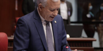 Antonio Taveras arremete contra el PRM y la corrupción