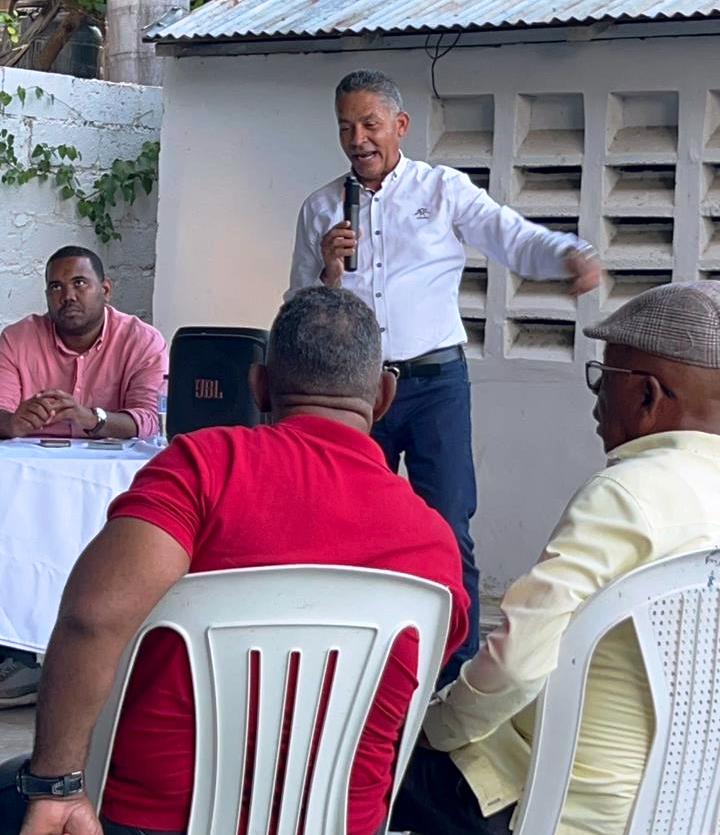 El Sur se abre en apoyo a Eugenio Cedeño en sus aspiraciones a la secretaria general del PRM