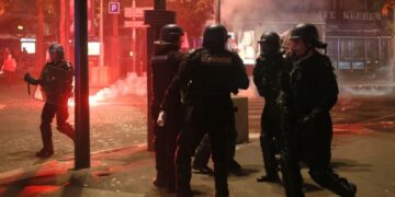 Cientos de detenidos en Francia tras fiesta del PSG