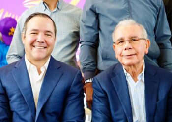 Danilo Medina y Johnny Pujols