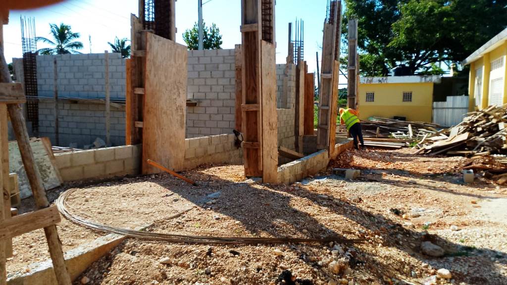 Pedernales recibe el programa de Infraestructura Escolar al intervenir Escuelas y Liceos