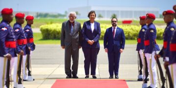 Presidenta de Surinam arribó este sábado a República Dominicana