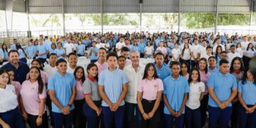 Jóvenes de Ocoa valoran obras y diálogo con Abinader