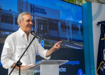 Abinader entrega remozado y ampliado el Hospital Jaime Sánchez en Barahona