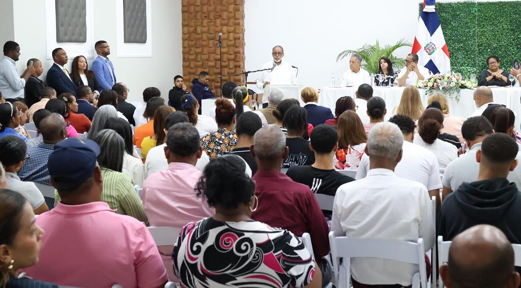 Desarrollo de la Comunidad promueve resolución de conflictos y mediación comunitaria
