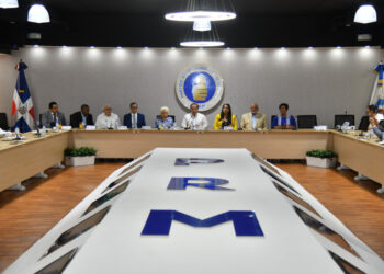 Dirección ejecutiva del PRM sostiene “reunión rutinaria” no hay tensiones