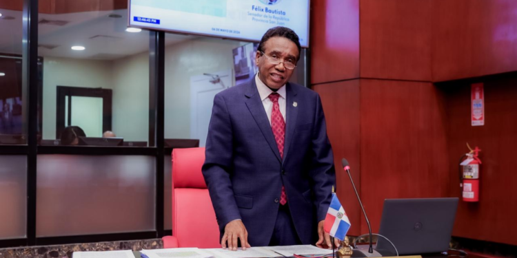 Félix Bautista: El presidente debe petrificar la cordillera central igual cómo hizo la Constitucción