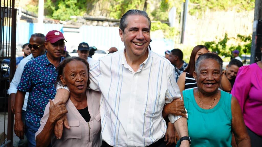 Francisco Javier: Afirma “conexión con la gente me convertirá en el próximo presidente”