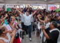Pedro Jiménez rinde homenaje y lleva regalos y alegría a cientos de madres de la circunscripción 2 del DN