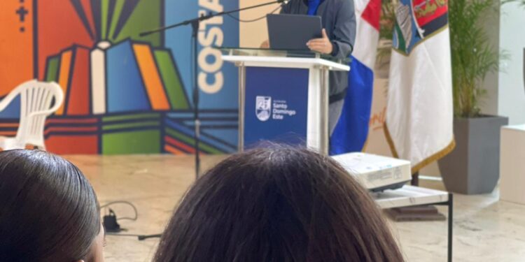 Jóvenes participan en calentamiento del primer MUN-SDE 2026