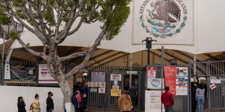 Revisión del Departamento de Estado amenaza con cerrar consulados mexicanos en EEUU