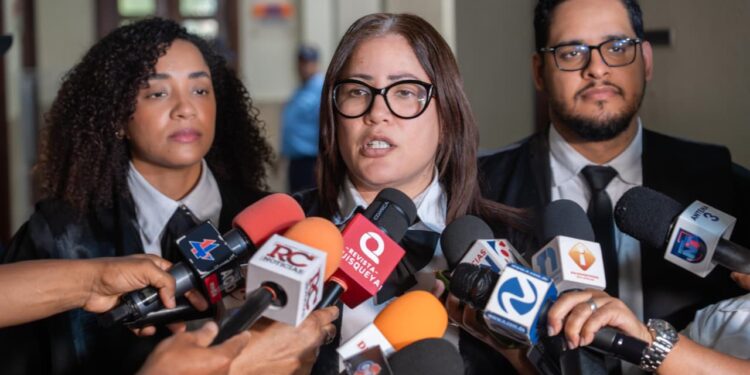 Diez a prisión preventiva por fraude bancario millonario