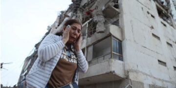 Sube a 235 la cifra de víctimas mortales tras terremotos en Venezuela