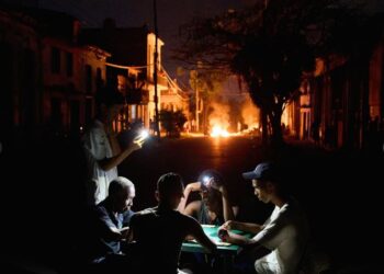 Informe oficial cuantifica impacto en salud de niños y otros problemas por cerco energético a Cuba