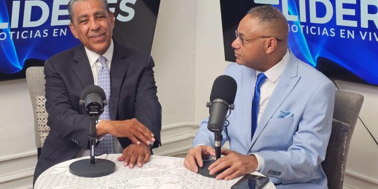 Adriano Espaillat