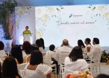Voluntariado Banreservas celebra el Día de las Madres con el evento “Donde nace el amor”