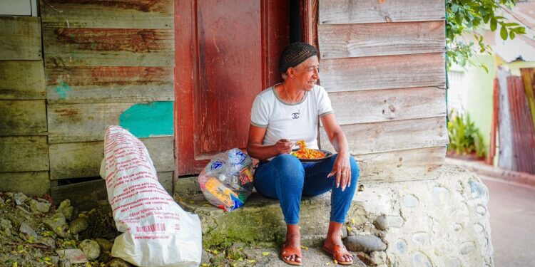Gobierno a través de DASAC impacta a más de 26 mil familias en zonas vulnerables de Santiago