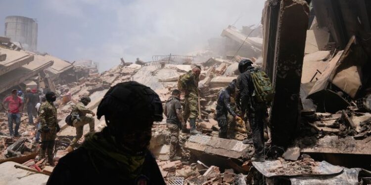 Edificios antiguos y construcción deficiente hicieron a Venezuela vulnerable a terremotos