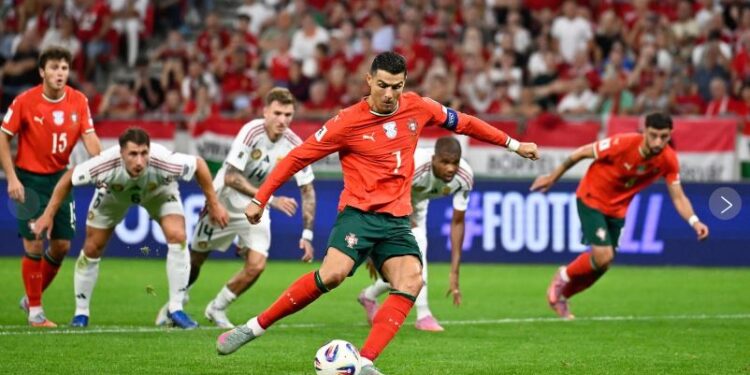 Messi, Cristiano y Ochoa encabezan las listas finales para el Mundial de la FIFA