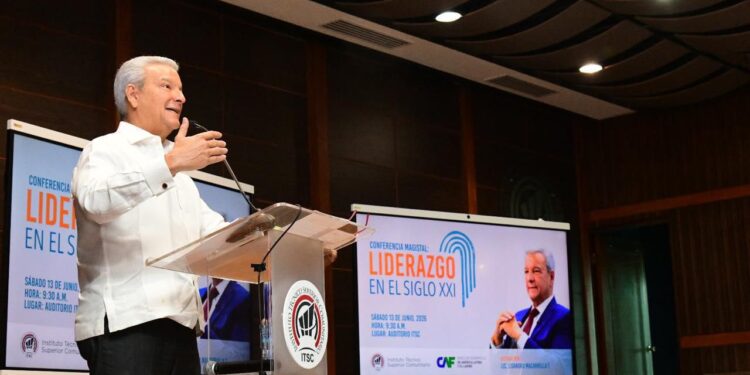 Lisandro Macarrulla: El liderazgo del siglo XXI exige integridad, innovación y servicio a los demás