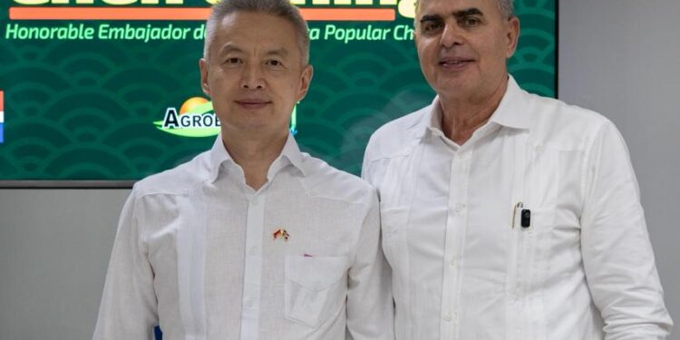 AGROESA recibe al Honorable Embajador de la República Popular China en el marco de su 30.º aniversario