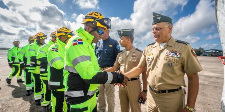 Gobierno dominicano envía nuevo contingente de rescatistas a Venezuela