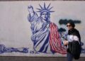 Israel ataca suburbios de Beirut