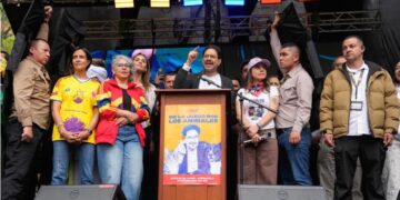 Cepeda cierra campaña en Colombia y llama a vencer a “ultraderecha” y defender reformas sociales