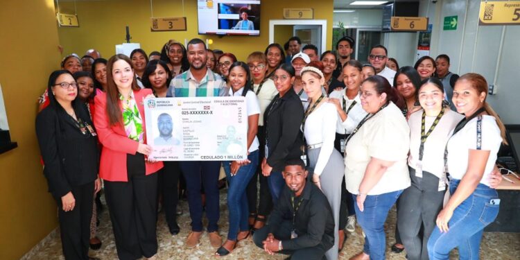 JCE ha entregado un millón de nuevas cédulas en 51 días