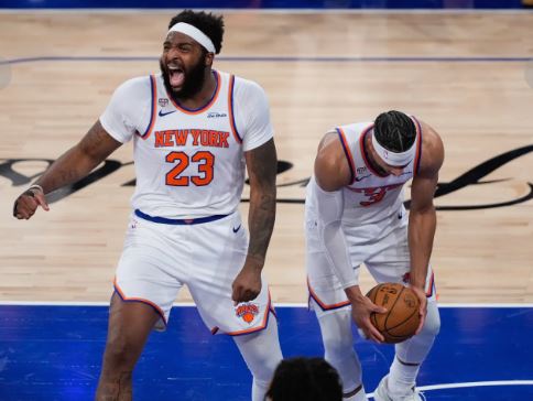 Los Knicks remontaron una desventaja de 29 puntos y vencieron a los Spurs 107-106