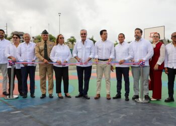 Presidente Abinader inaugura Bulevar de la Salud en Bajos de Haina