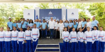 Presidente Abinader inaugura techado de la Escuela Francisco Henríquez y Carvajal en Cotuí