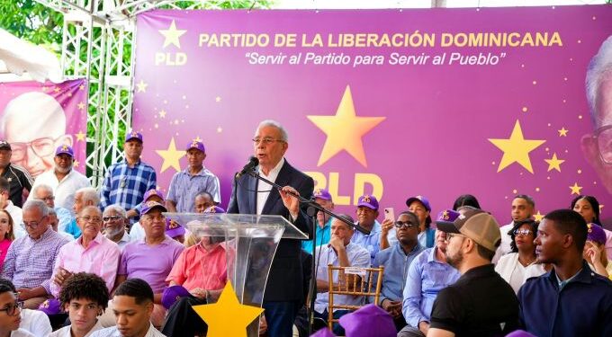 Danilo Medina estima reforma fiscal encarecerá costo de vida