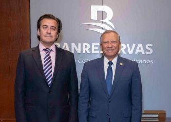 Reunión del FMI y ejecutivos de Banreservas