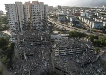 Aumenta desesperación en Venezuela; número de muertos por sismos sube a 1.430