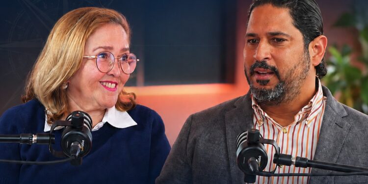 Exploran nexos entre literatura y diplomacia en La Brújula Dominicana