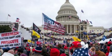 Hombre condenado por el asalto al Capitolio de EEUU en 2021 ocupa un puesto en el Pentágono