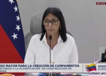 Presidenta anunció elaboración de proyectos para construcción de viviendas