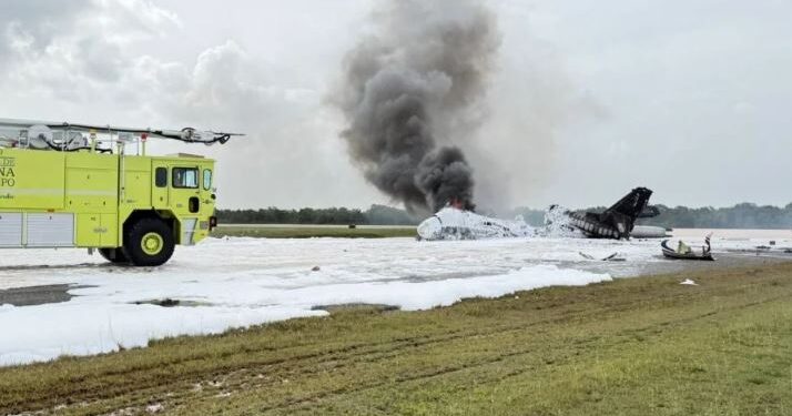 Mueren piloto y copiloto tras estrellarse aeronave en La Romana