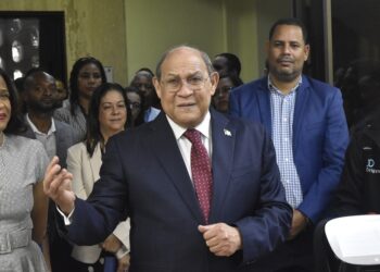 Santos Badía destaca talento emprendedor de jóvenes universitarios dominicanos