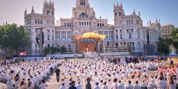 El papa León XIV congrega a 1,2 millones de fieles en una misa en Madrid