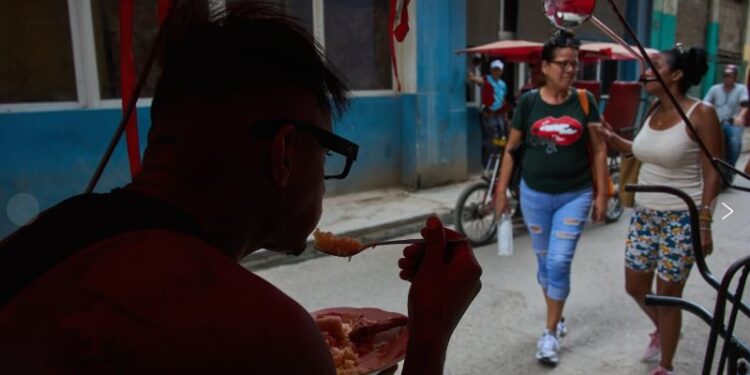 Cuba sufre apagón nacional al tiempo que se prolonga el cerco energético