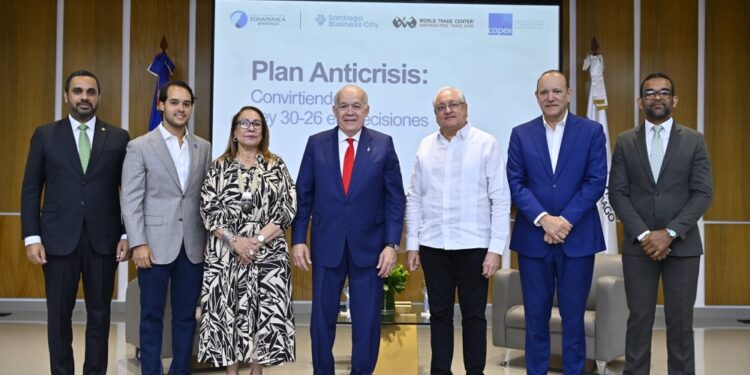 DGII presenta a empresarios de Santiago los beneficios de la Ley 30-26