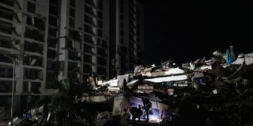 Entre escombros y desesperación, familias de La Guaira acusan al gobierno venezolano de abandono