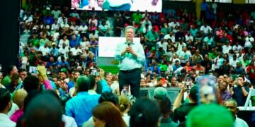 “Las multas se pagan con muerte: el gran retroceso del PRM”, asegura Leonel Fernández