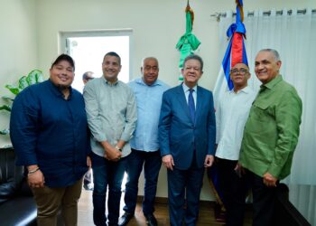 Visita de Leonel a María Trinidad Sánchez sigue generando nuevas adhesiones a la FP: juramenta otro regidor