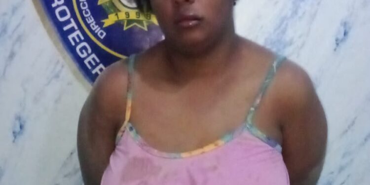 Apresan mujer acusada de asesinar su pareja en Los Guaricanos