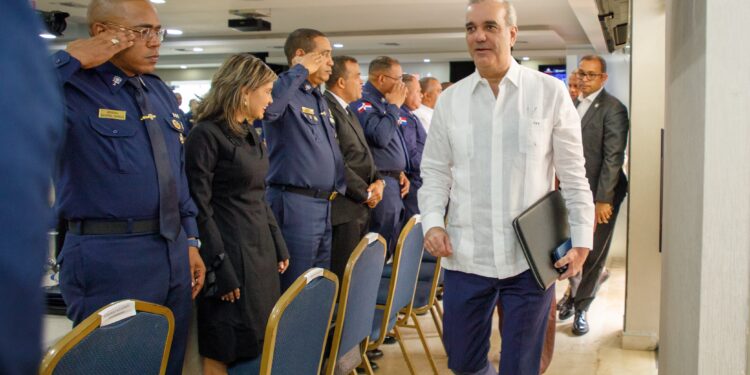 Abinader encabeza reunión de seguimiento al Plan de Seguridad Ciudadana