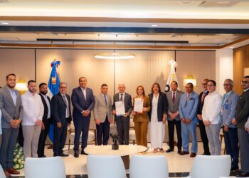 Senado recibe certificaciones de buenas prácticas de transparencia y gestión de redes sociales