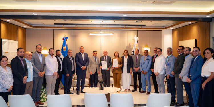 Senado recibe certificaciones de buenas prácticas de transparencia y gestión de redes sociales